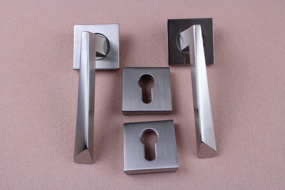 Better Quality Palanca SS304 Lock Handle Polished Zinc Lever Handles